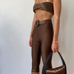 Cult Form Yorgan Brown Set Size: M/L